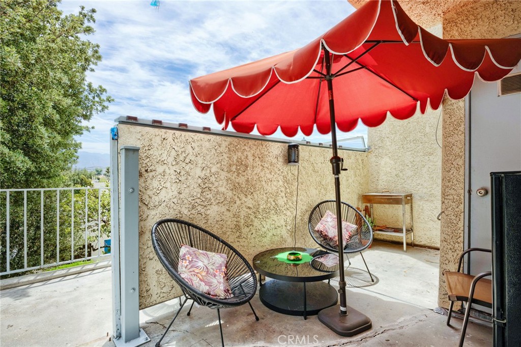 18209 Sierra 93 Property Photo 33