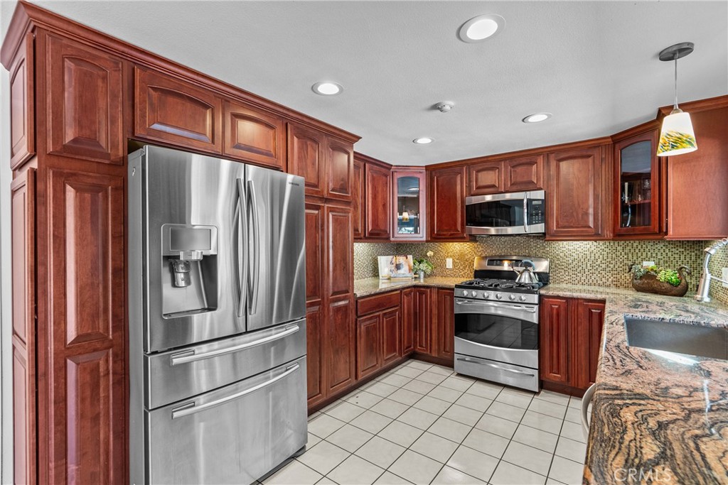 9933 Nevada Property Photo 4