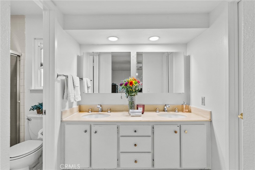 9933 Nevada Property Photo 14