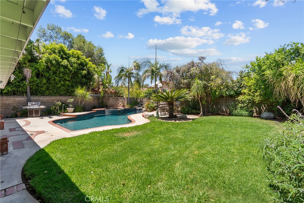 9933 Nevada Property Photo 29