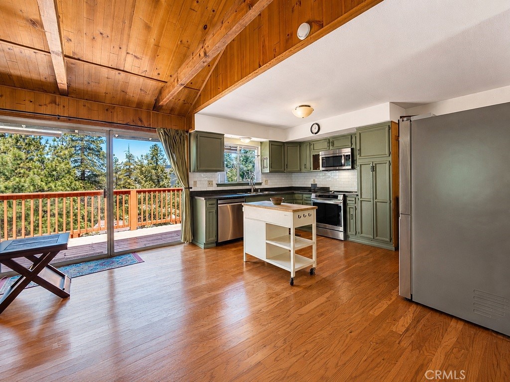 1412 Lassen Property Photo 6