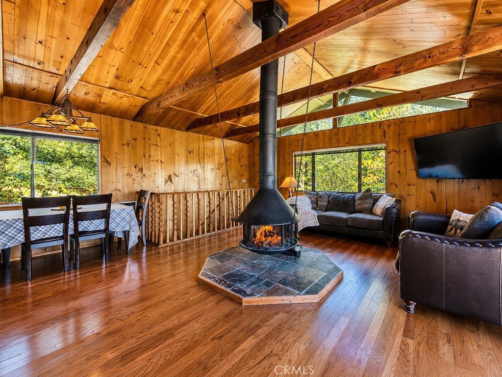 1412 Lassen Property Photo 12