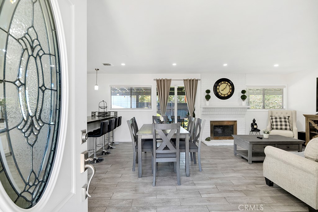 22641 Sherman Way Property Photo 2