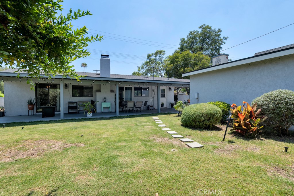 22641 Sherman Way Property Photo 31
