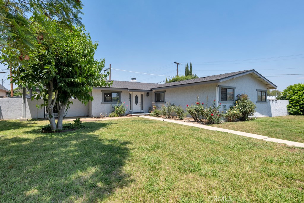 22641 Sherman Way Property Photo 34