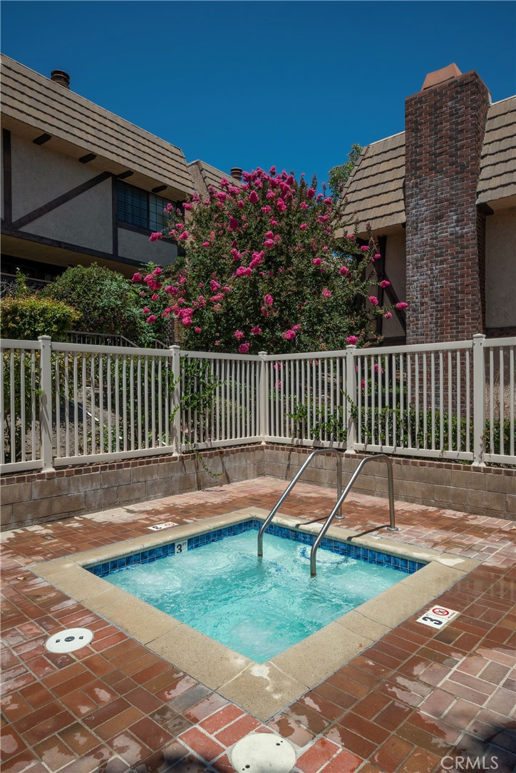 24420 Victory Property Photo 34