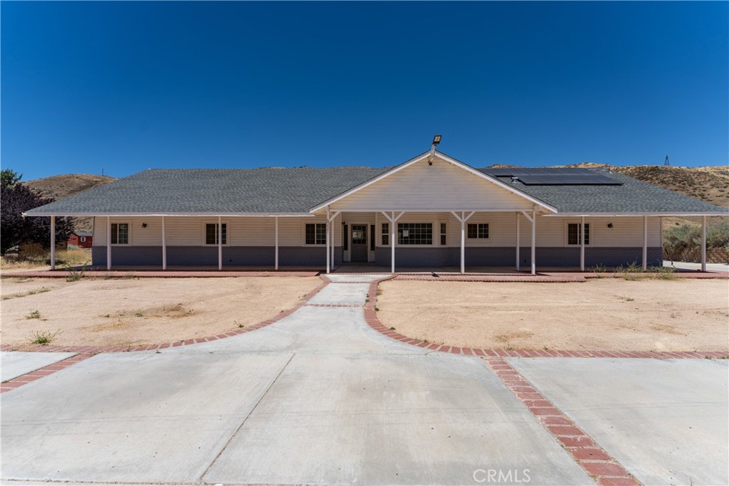 6221 Elizabeth Lake Road Property Photo
