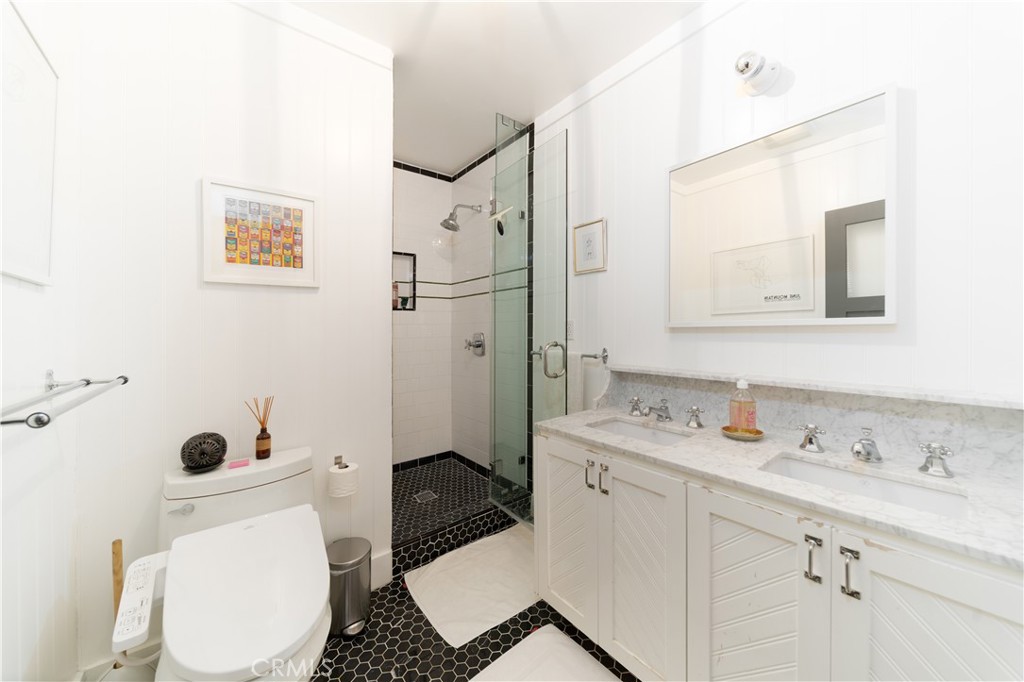 6275 Pine Crest Drive Property Photo 13