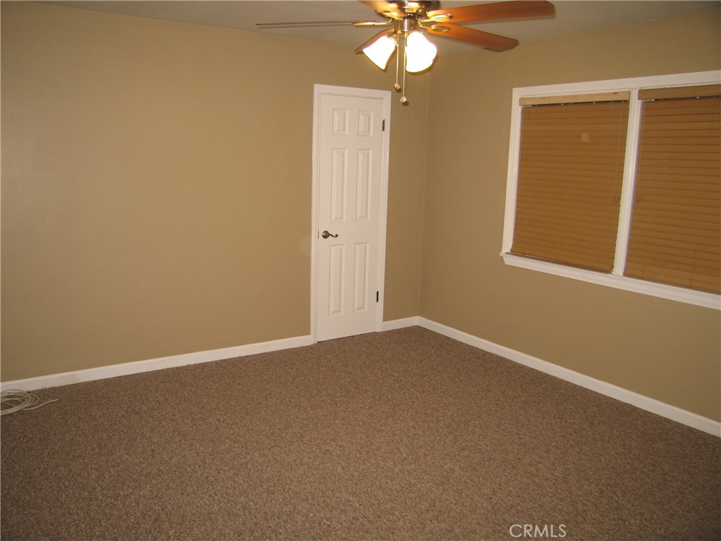 210 W Spazier Property Photo 24