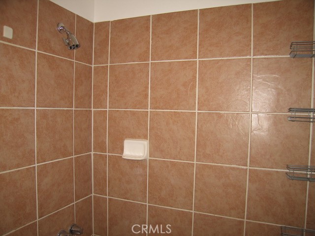 210 W Spazier Property Photo 35