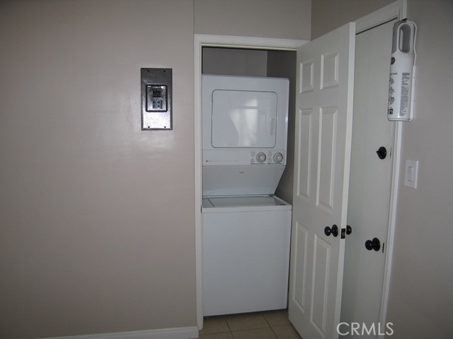 210 W Spazier Property Photo 41