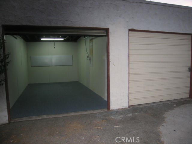 210 W Spazier Property Photo 43