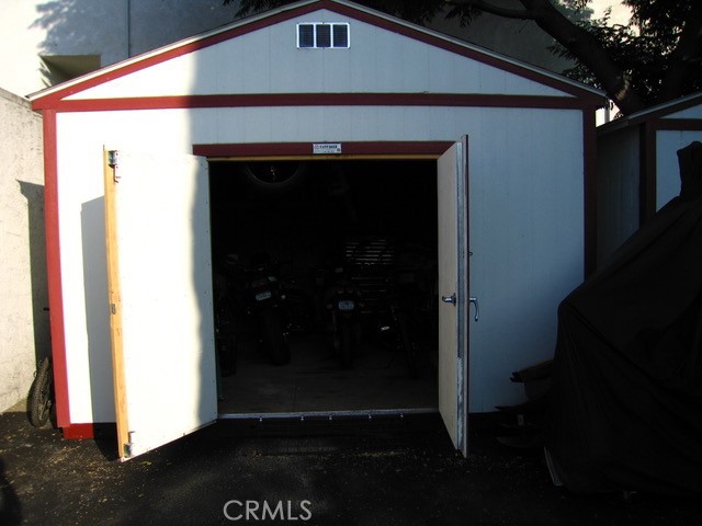 210 W Spazier Property Photo 45