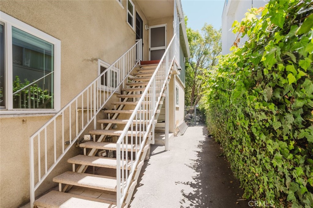 4505 Fulton Avenue B Property Photo 8