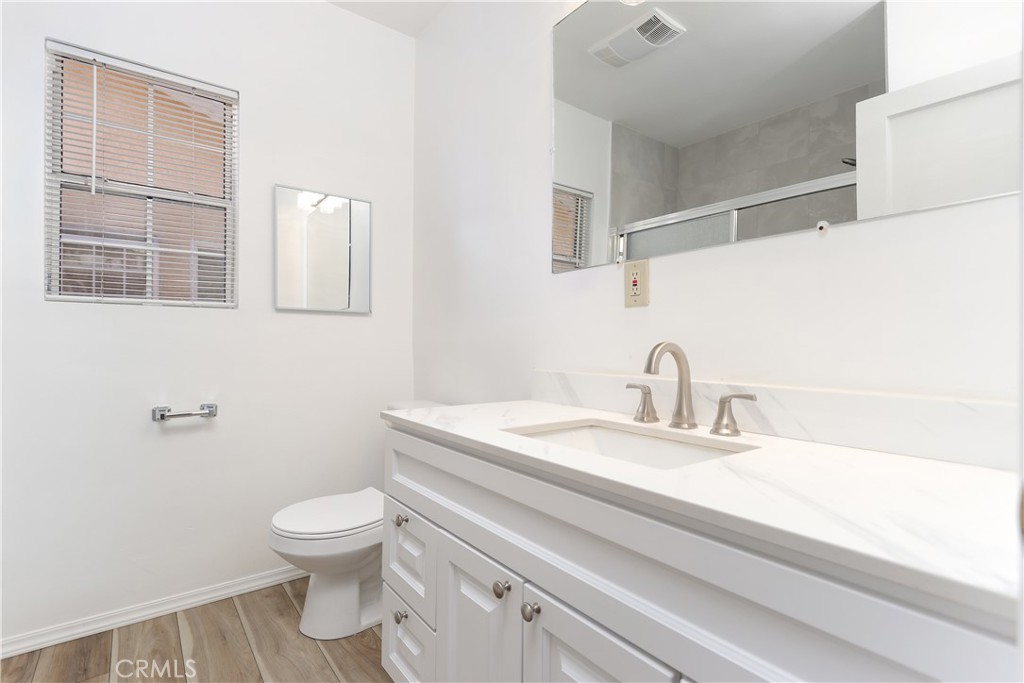 13951 Terra Bella Street Property Photo 6