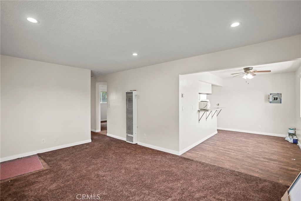 720 E 82nd Street Property Photo 14