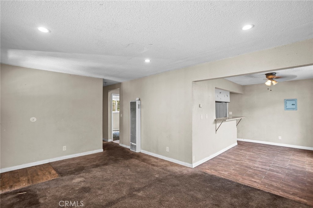 720 E 82nd Street Property Photo 18