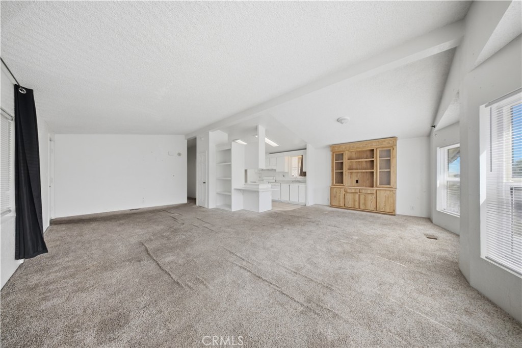 2121 E Avenue I 73 Property Photo 6