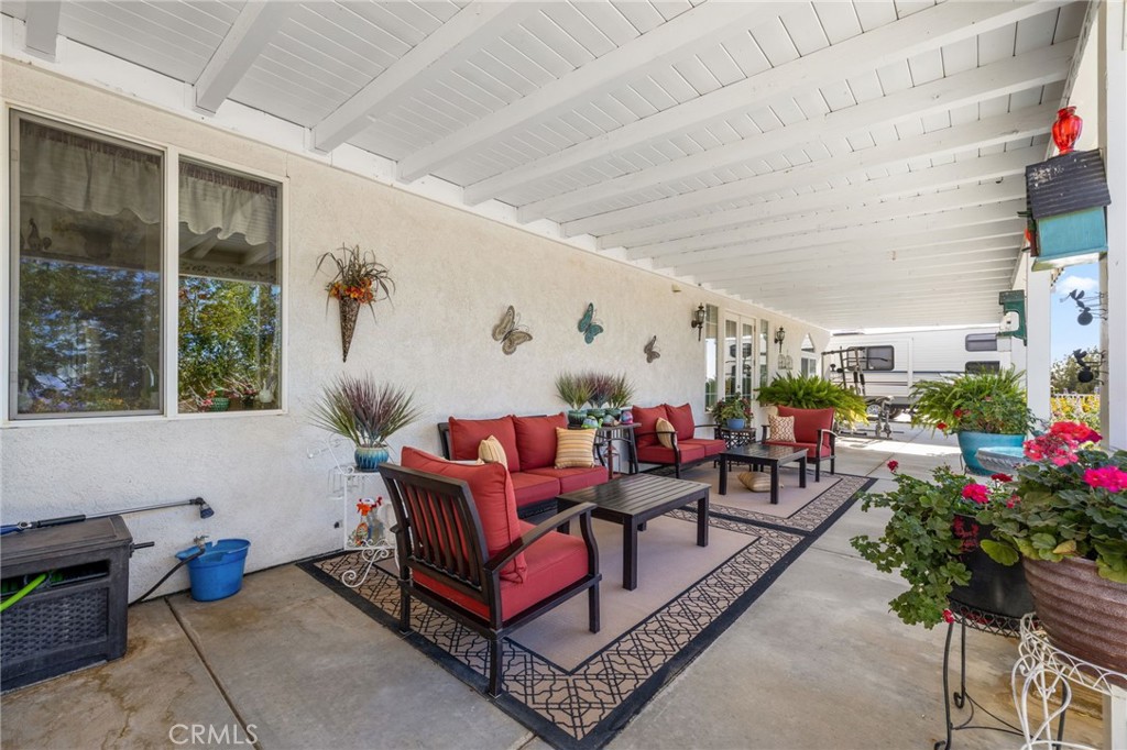 17173 Fort Tejon Road Property Photo 35