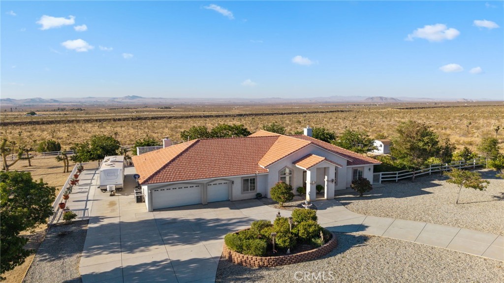 17173 Fort Tejon Road Property Photo 46