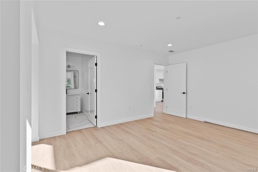 6842 Cedros Avenue Property Photo 18