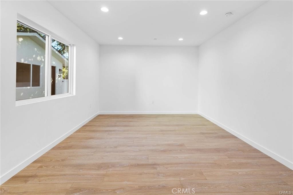 6842 Cedros Avenue Property Photo 21