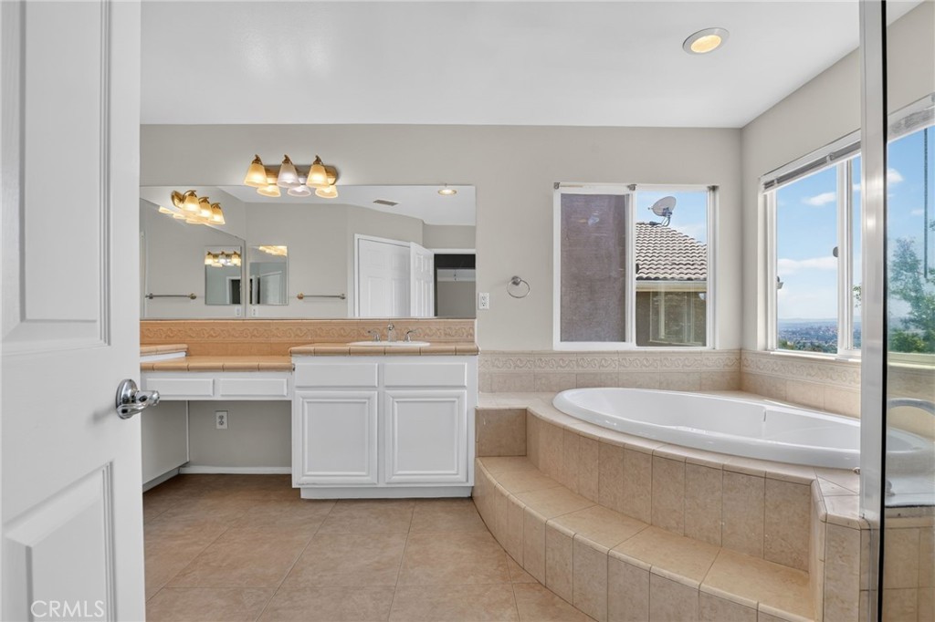 11217 Ravenna Property Photo 36