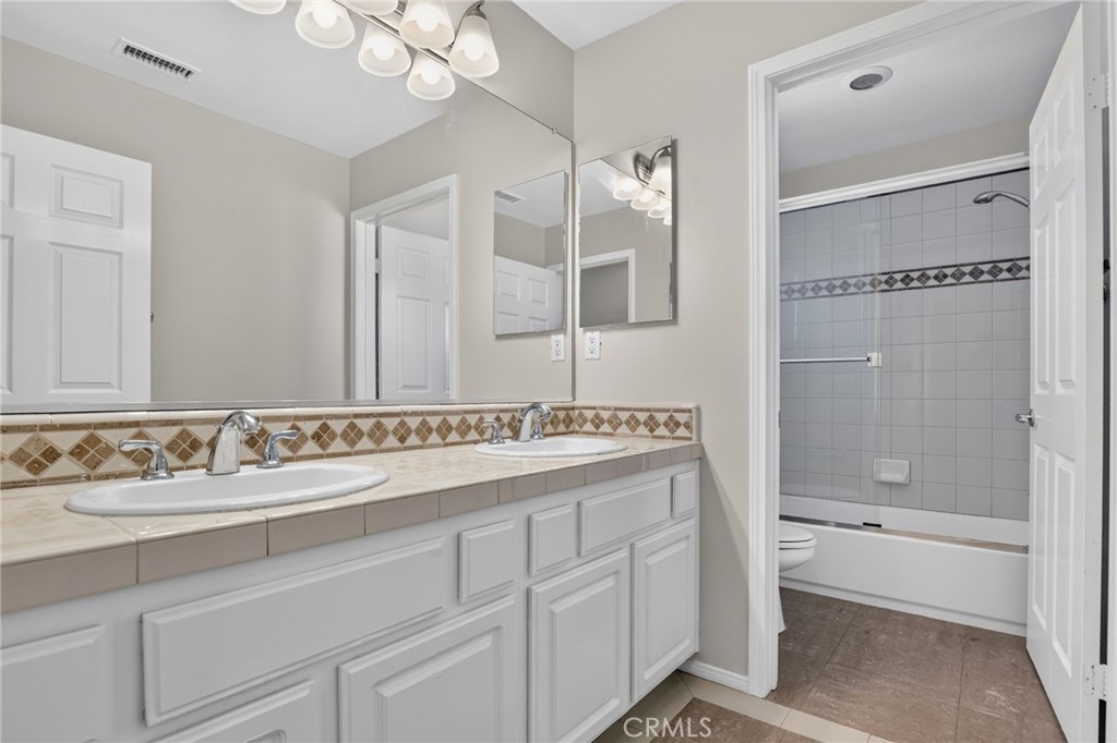 11217 Ravenna Property Photo 39