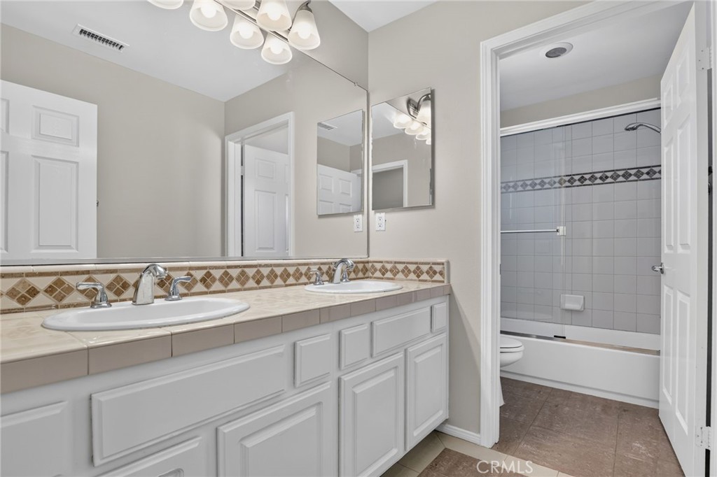 11217 Ravenna Property Photo 39