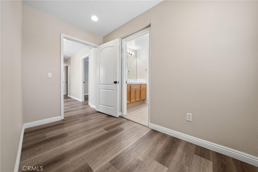 23821 Via Campana Property Photo 18