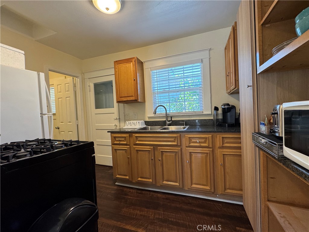 421 S Electric Ave A Property Photo 12