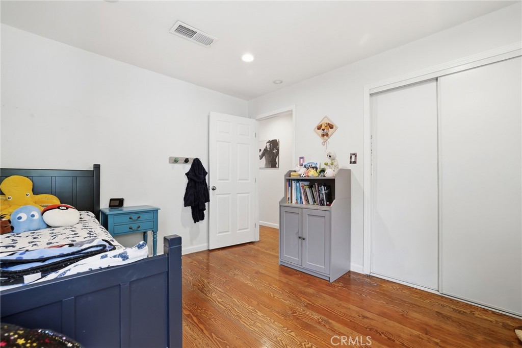16775 Sierra Highway Property Photo 16