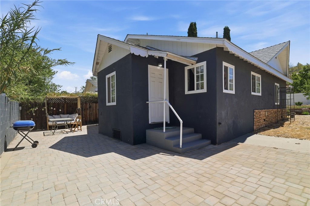 16775 Sierra Highway Property Photo 19