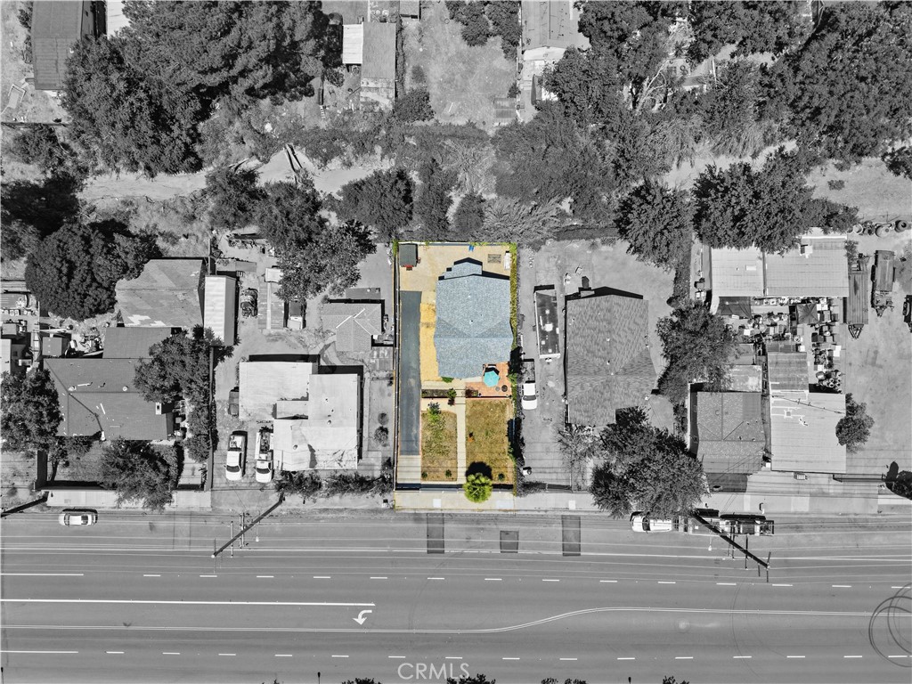 16775 Sierra Highway Property Photo 24