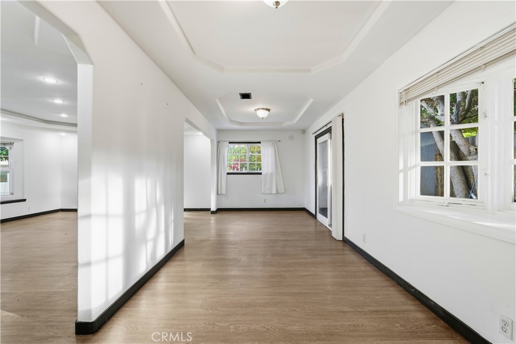 5345 Don Pio Drive Property Photo 11