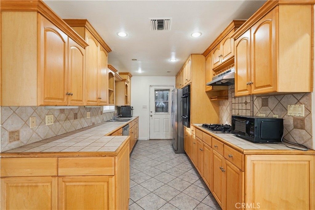 5345 Don Pio Drive Property Photo 12