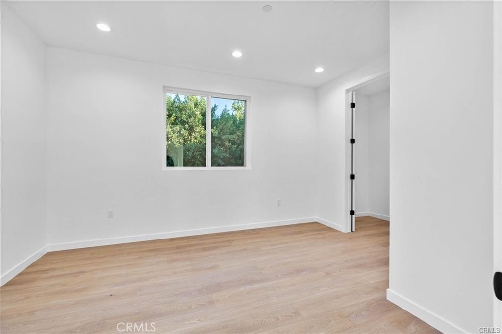 6846 Cedros Avenue Property Photo 14