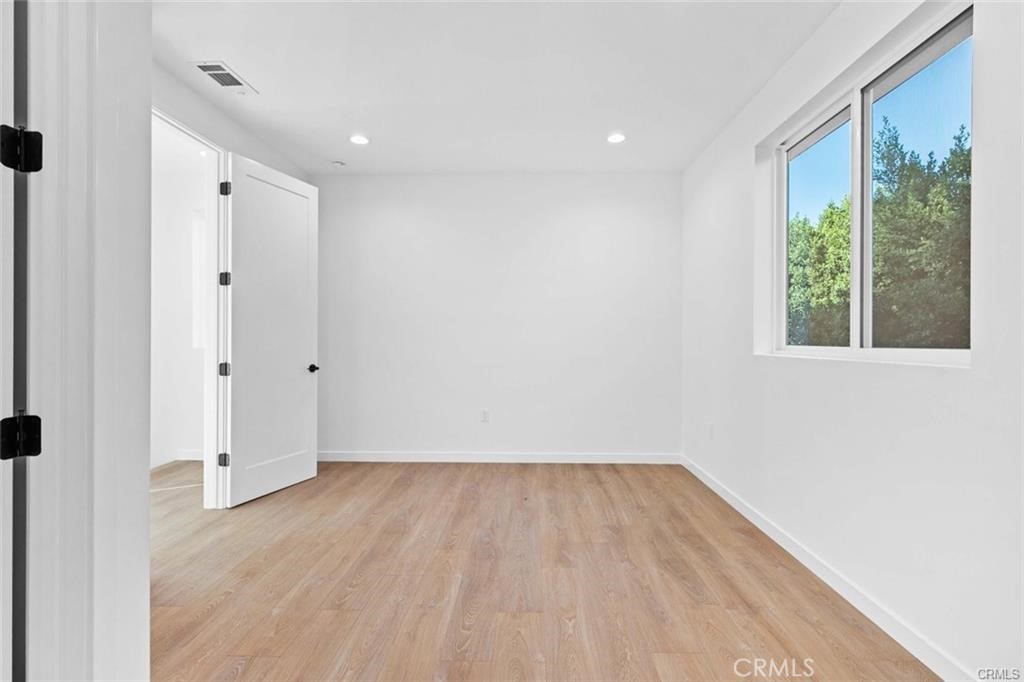 6846 Cedros Avenue Property Photo 17
