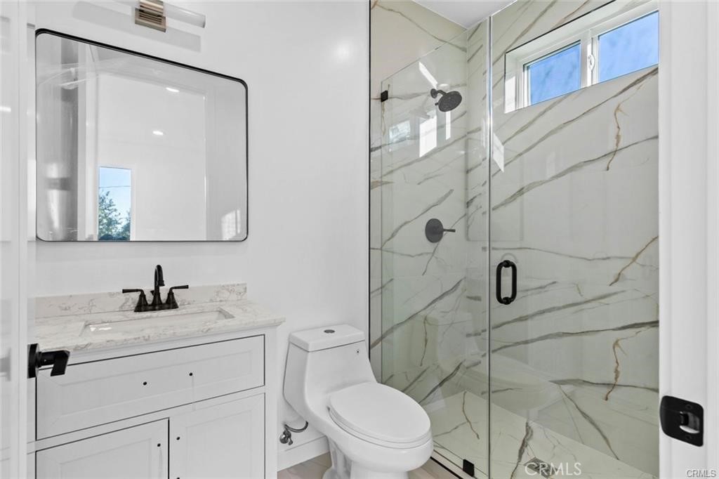 6846 Cedros Avenue Property Photo 23