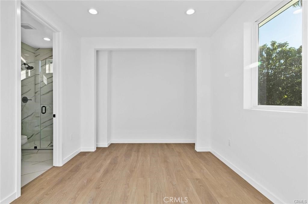 6846 Cedros Avenue Property Photo 24