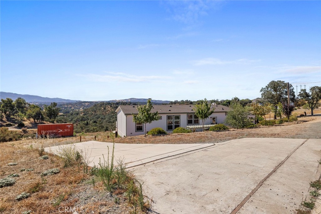 2734 Ross Drive Property Photo 7
