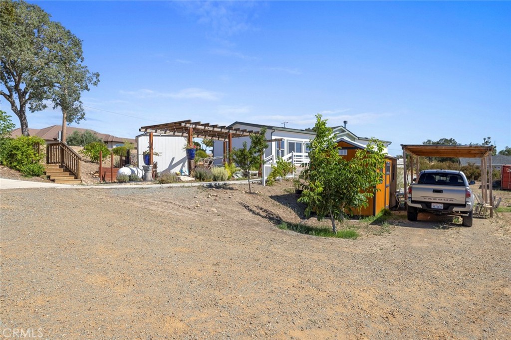 2734 Ross Drive Property Photo 13