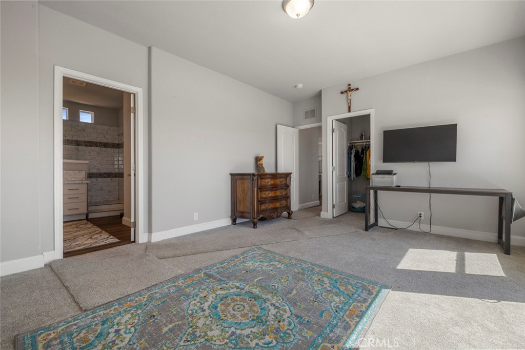 2734 Ross Drive Property Photo 29