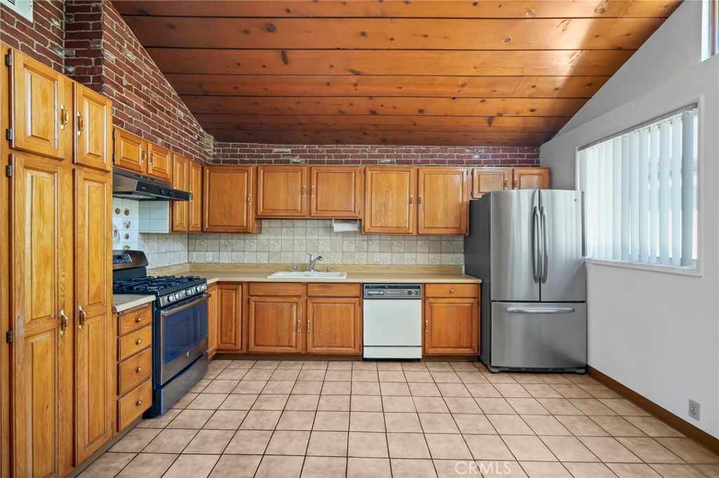 15841 Marlin Place Property Photo 20