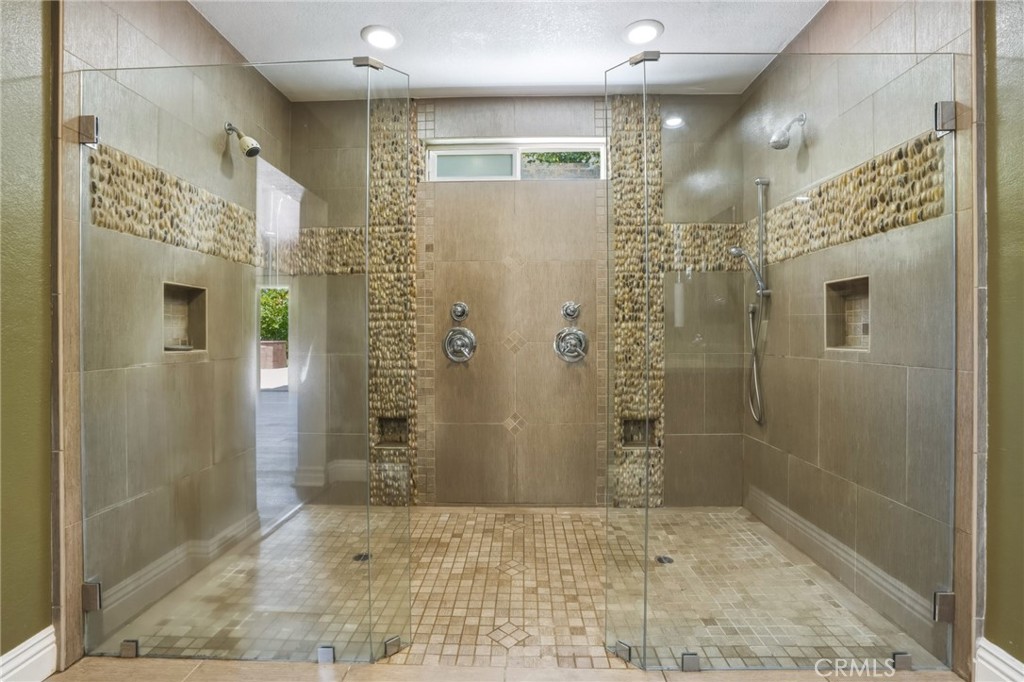 1002 Highlight Drive Property Photo 28
