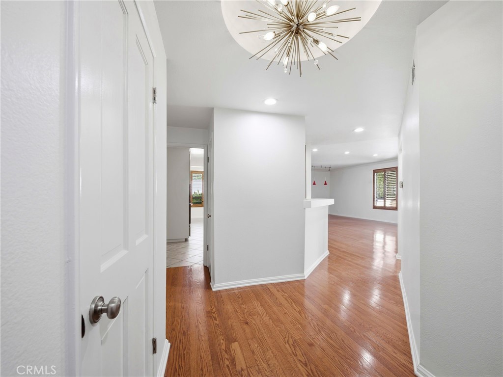1315 Roxbury Dr 204 Property Photo 2