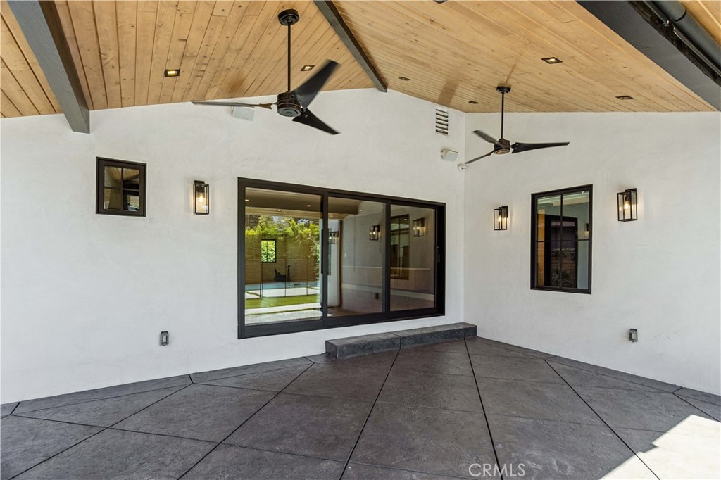 4627 Ethel Ave Property Photo 20