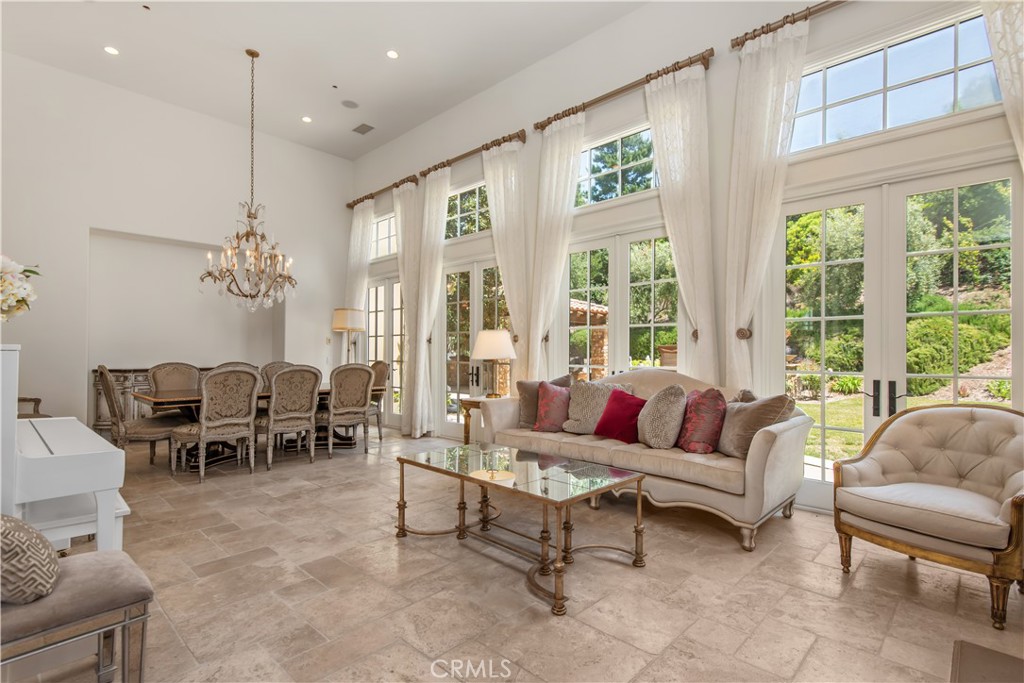 25561 Prado De Las Bellotas Property Photo 4