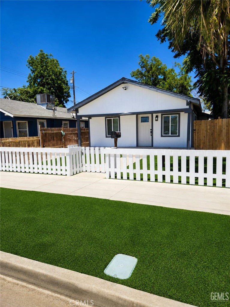 1006 6th Property Photo 1