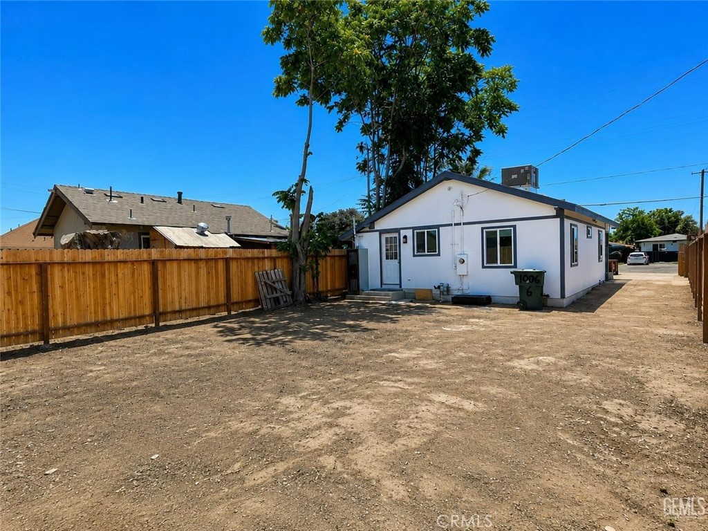 1006 6th Property Photo 23